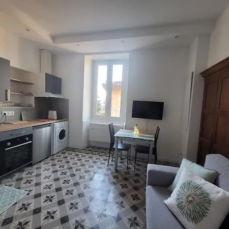 Erbalunga : Renove, Bel Emplacement Apartment