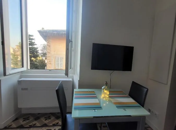Apartment Erbalunga : Renove, Bel Emplacement *